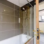 1 Bed In Harrogate Oc-76511 * Summer Bridge